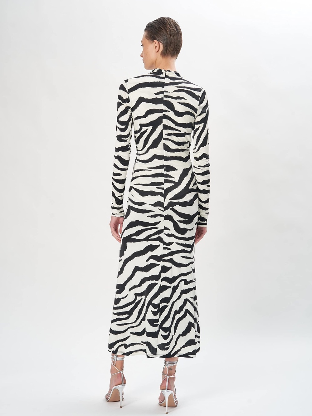 Ronny Kobo
Venus Plunging V-Neck Maxi Dress, M - Picture 2 of 6